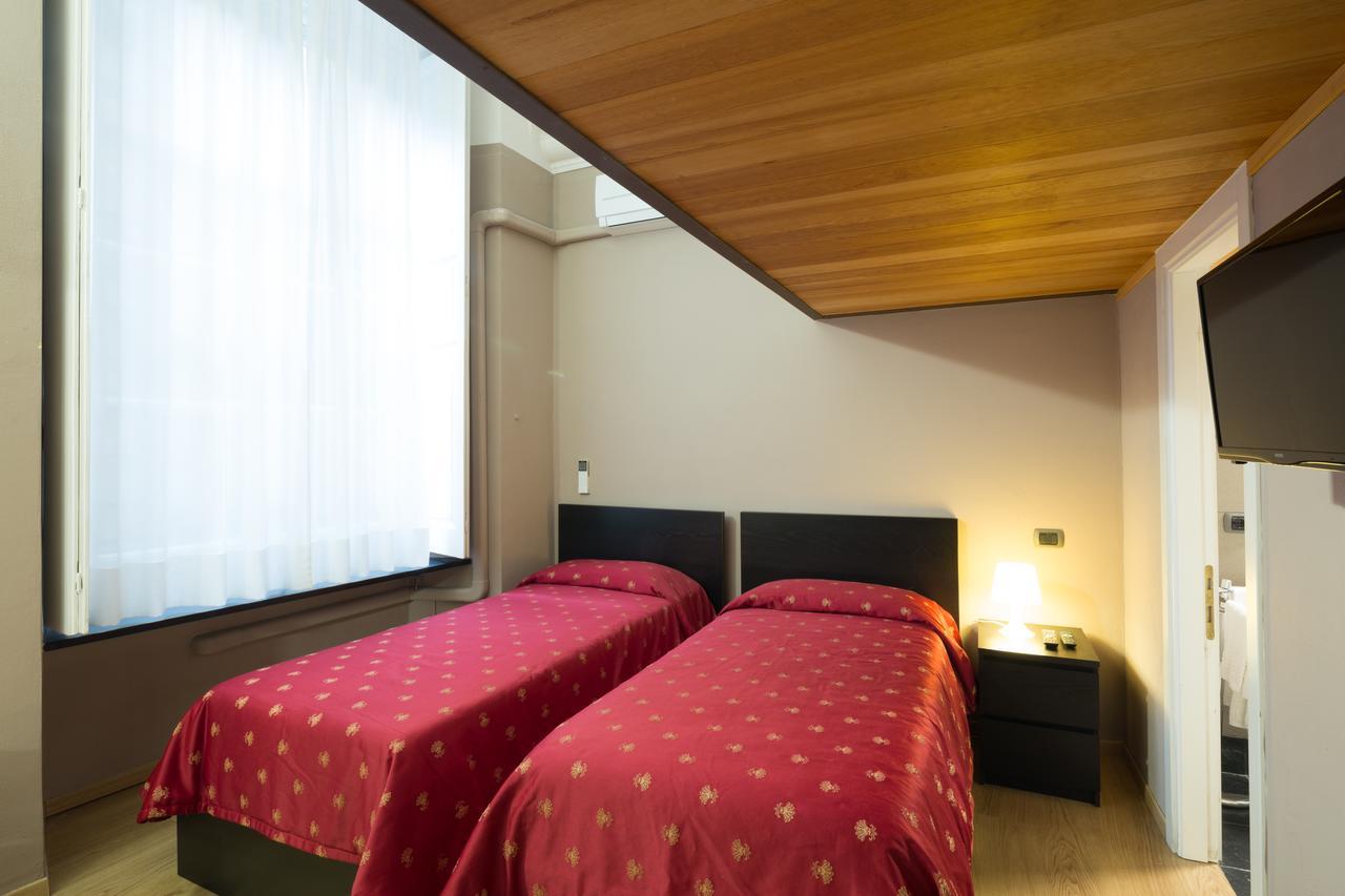 Helvetia Suite Genua Buitenkant foto